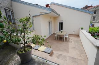 Casa Maria l Steps from Arena - 2
