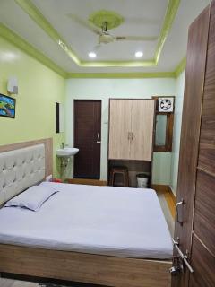 Arya Palace - 9
