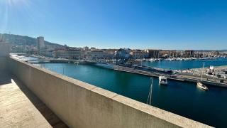 Spacious & comfortable 2-bedroom apt, terrace, pool, parking - 5