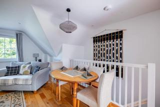 Comfortable Cottage with Decking in Castle Cary - 1