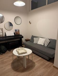 Au pied des Halles - 46m2 en centre ville - 1 chambre et 1 mezzanine - tout confort - 7