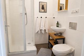 Gemütliches Apartment mit tollem Ausblick, Boxspringbetten, Parkplatz, vollausgestatteter Küche, TV, Wlan - 7