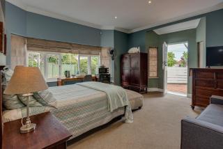 Mill Park Executive Suite - 8