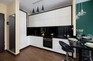 Stylish Apartment with Air Conditioning and a Private Garden by Noclegi Renters - 8