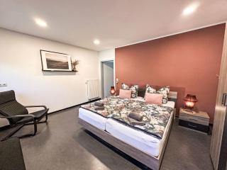 Holiday Home Schönes Ferienhaus in Neundorf mit Großer Terrasse by Interhome - 9