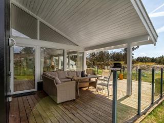 Holiday Home Gladis - 900m from the sea by Interhome - 1