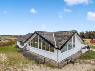 Holiday Home Hilmer - 180m from the sea by Interhome - 8