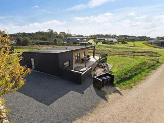 Holiday Home Harrieth - 300m from the sea by Interhome - 1