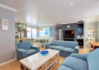 Helios House - 0