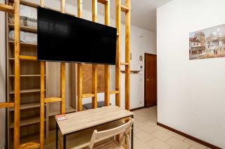 GuestHost - O&V Studio Modena Centro - 9