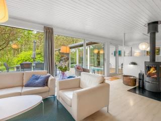 Holiday Home Simjanka - 800m from the sea by Interhome - 1