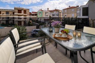 Vicktoria Deluxe Apartments with 2 Bedrooms - 7