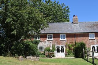 Puddle Cottage - 0