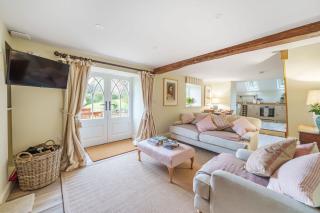Puddle Cottage - 3