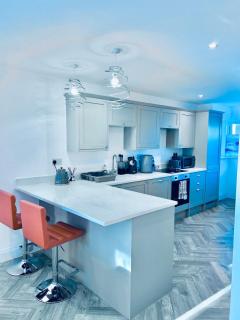 4BR Holiday Home for Contractors in Grain Rochester, Medway - 2