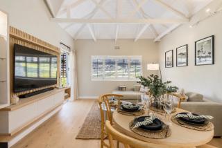 Hillpark Hideaway 2 Bedroom with Mountain Views - 9