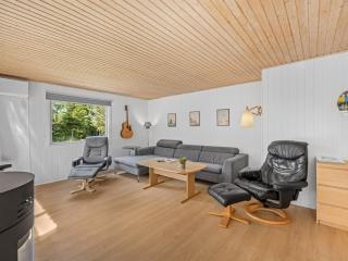 Holiday Home Eine - from the sea by Interhome - 5