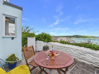Coastal Cottage with Panoramic Harbour Views & Parking - 7