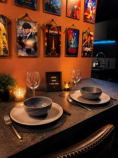 Studio ambiance Ciné privé - Confort, WIFI, Parking - Proche Lorient, voie express & Plages - 9