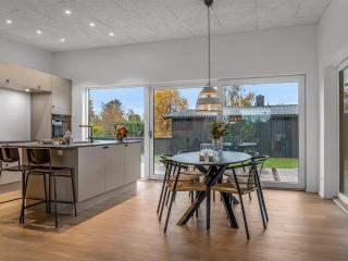 Holiday Home Barnet - 180m to the fjord by Interhome - 8