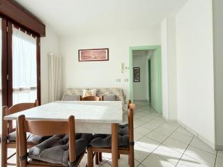 RP06 - Cesenatico, luminoso bilocale con balcone e garage - 8