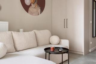 Claret Bubble Apartment - 0
