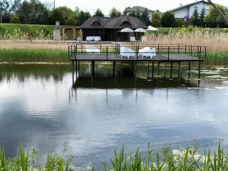 Cabin by the pond - 7