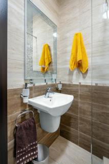 Cozy 1BR w/ Terrace | Family Friendly - 1