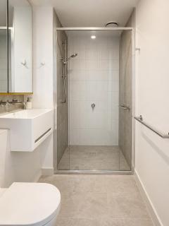 Melbourne CBD 2BR 2BA, Pool, Gym, Game room access - 6