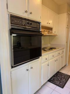 Vintage 2 Bedroom Condo Lake Eola View - 4