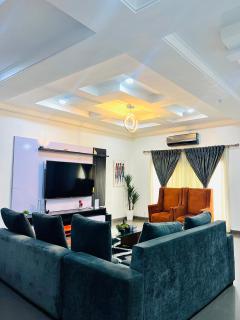 Auxano 4bedroom apartment - 0