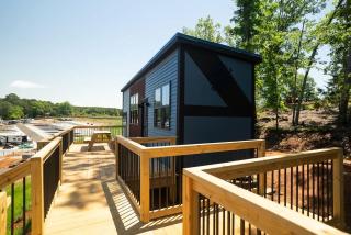 Midnight Blue - Cozy 2-bedroom Tiny Home in charming Anderson on Lake Hartwell - 3