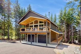 Paintbrush Haven - Ronald - 9