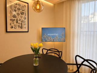 403 Newly Opened Yeonnam, 5 minutes from Hongdae airport bus Yeonhui private 4person studio modern wood black - 1