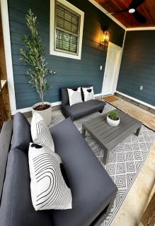 Cottage, Parking, MTSU, downtown Murfreesboro - 6