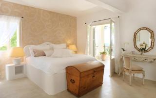 Purple Apricot Hotel - 5