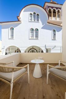 CF Stay, premium Old Town Living under the Castle! - 9