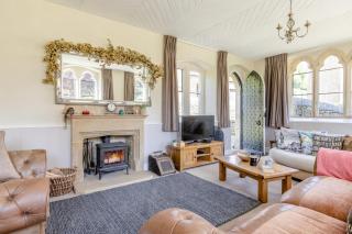 4 Bed in Bridport oc-58847 - 0