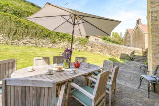 4 Bed in Bridport oc-58847 - 2