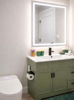 Brand new cozy home 15 minutes away from New Haven - 9