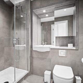 Stylish Two Bed Apartment - Juliet Balcony - Smart Tv & Fast Wi-Fi 706S - 5