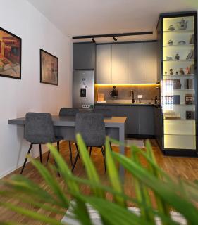 Noir by Breeze Apartment - 3