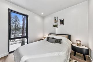 Modern Cabin - Brand New Eco Friendly HotTub - 2