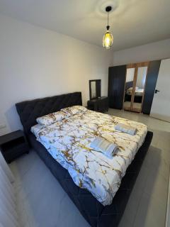 Central Apartment - 4