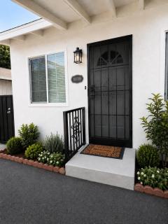 Quiet Furnished Pasadena Retreat Near Freeways & Hospitals - 2