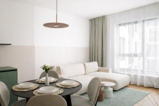 Luxury Infiniti Apartment - FREE PARKING - 0