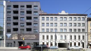 Luxury Infiniti Apartment - FREE PARKING - 4