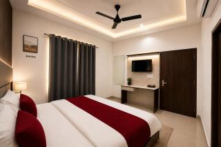 Shiv Shakti Dham-Vrindavan #Near Gol Chowk #Close To Prem Mandir #Lift #Parking #Ac Rooms #Budget Friendly - 8