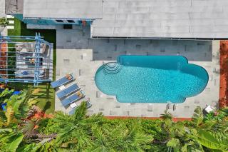 Modern Villa with Heated Pool, Pergola, Mini Golf, Wilton Dr and Beach - 9