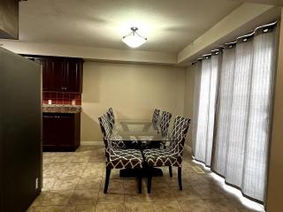 4 Bedroom Southend Guelph Homes for your entry Family - 7
